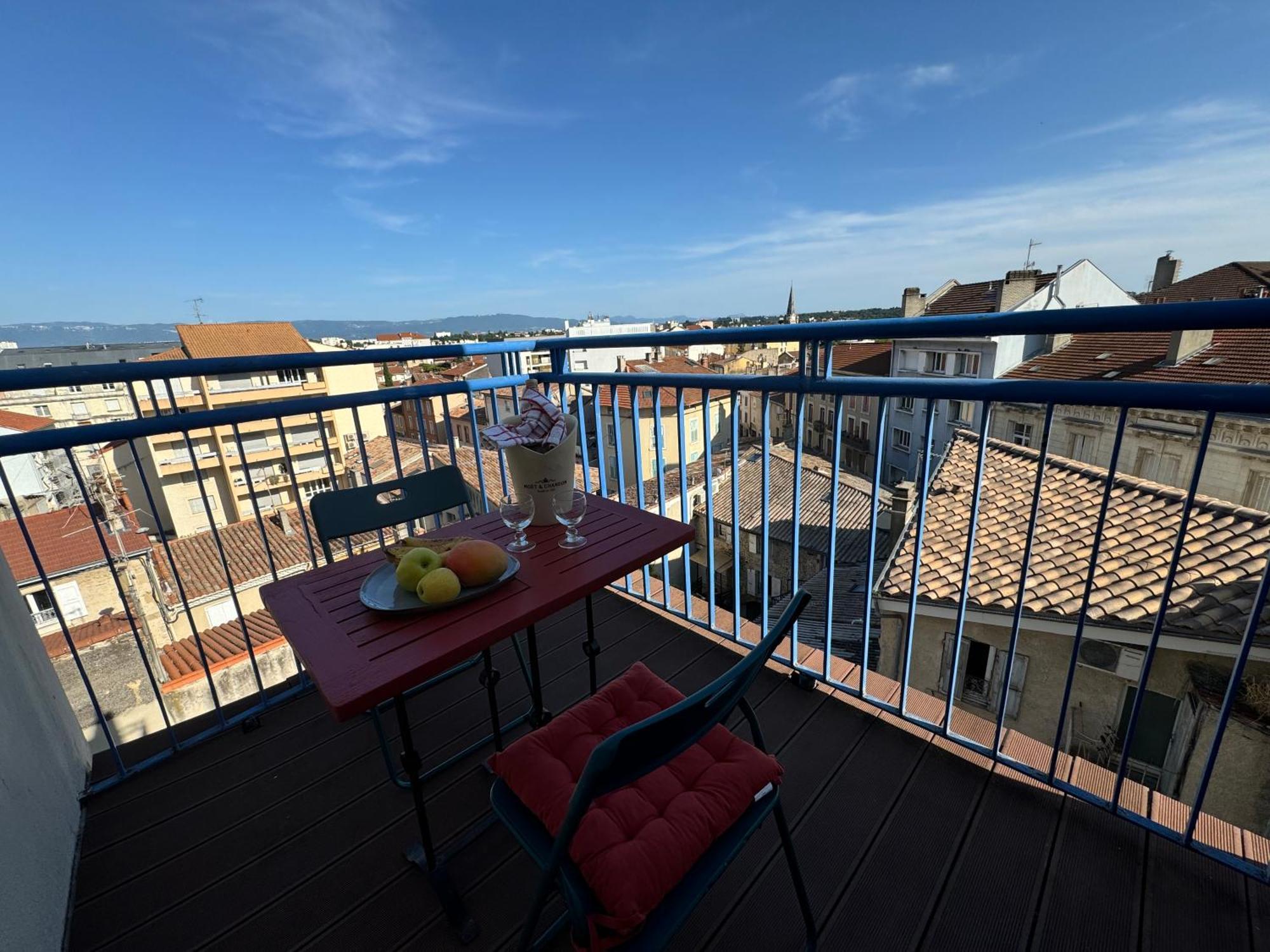 Appartement Terrasse Au Coeur De Valence 54 Экстерьер фото